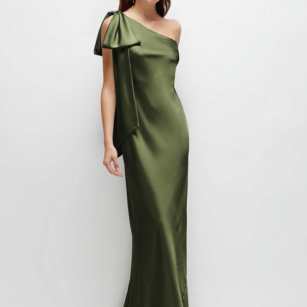 DESSY GROUP BRIDESMAIDS DRESS
